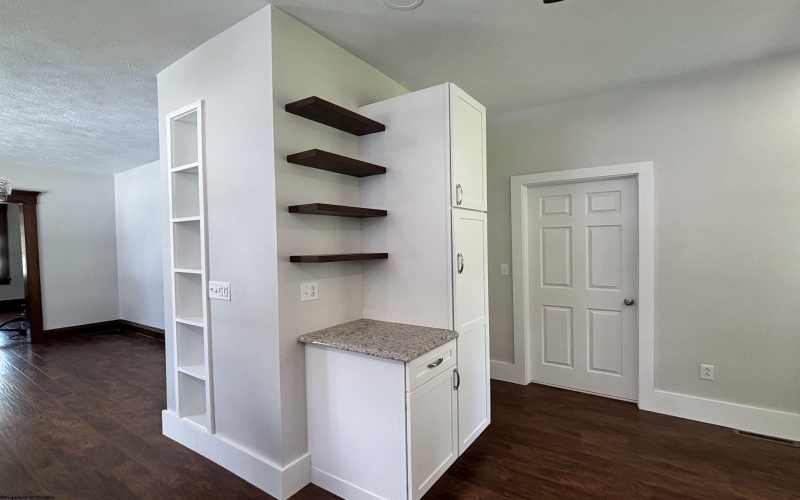 241 Walnut Street, Philippi, West Virginia 26416, 4 Bedrooms Bedrooms, 7 Rooms Rooms,2 BathroomsBathrooms,Single Family Detached,For Sale,Walnut,10160244