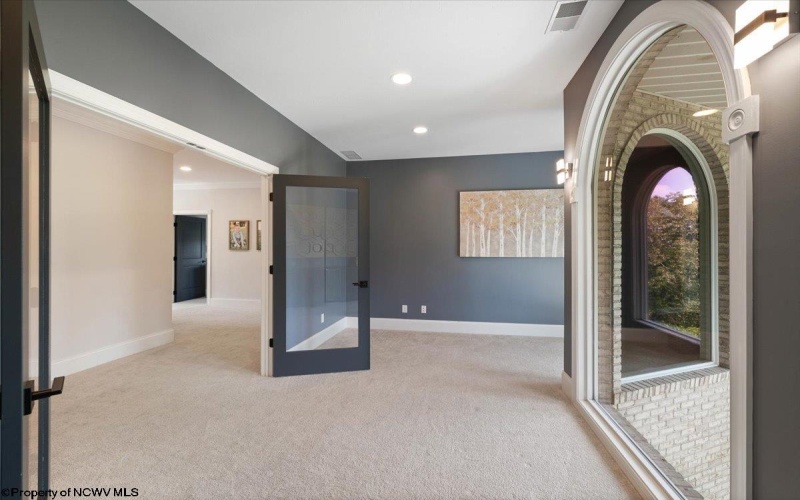 2009 Ices Ferry Drive, Morgantown, West Virginia 26508, 5 Bedrooms Bedrooms, 11 Rooms Rooms,4 BathroomsBathrooms,Single Family Detached,For Sale,Ices Ferry,10160251