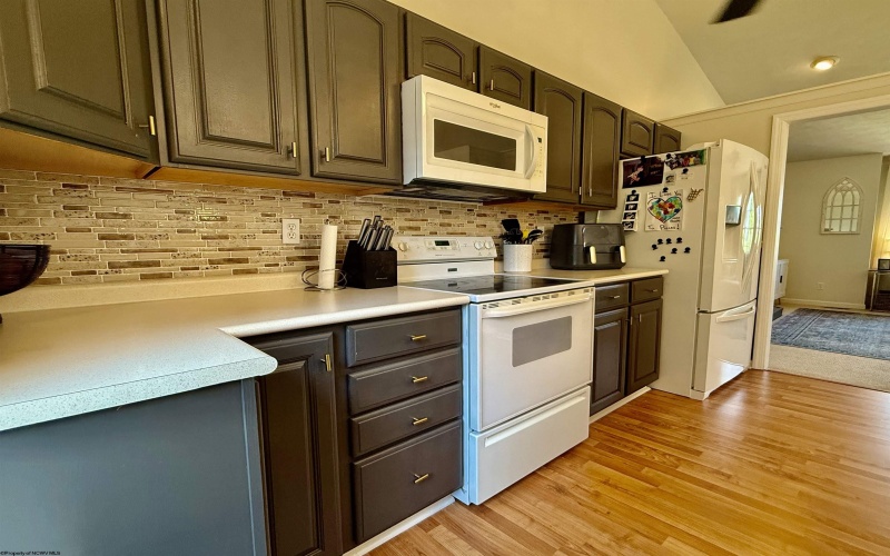 1106 Andrew Drive, Morgantown, West Virginia 26508, 3 Bedrooms Bedrooms, 6 Rooms Rooms,3 BathroomsBathrooms,Single Family Detached,For Sale,Andrew,10160248