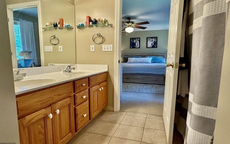 1106 Andrew Drive, Morgantown, West Virginia 26508, 3 Bedrooms Bedrooms, 6 Rooms Rooms,3 BathroomsBathrooms,Single Family Detached,For Sale,Andrew,10160248