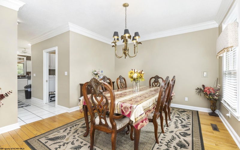4134 Cove Point Drive, Morgantown, West Virginia 26508, 4 Bedrooms Bedrooms, 10 Rooms Rooms,3 BathroomsBathrooms,Single Family Detached,For Sale,Cove Point,10160021