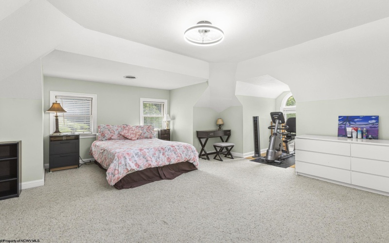 4134 Cove Point Drive, Morgantown, West Virginia 26508, 4 Bedrooms Bedrooms, 10 Rooms Rooms,3 BathroomsBathrooms,Single Family Detached,For Sale,Cove Point,10160021