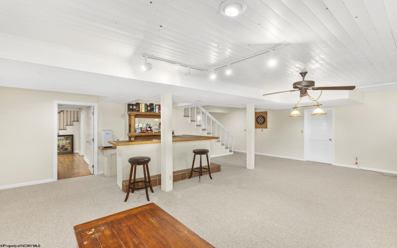 4134 Cove Point Drive, Morgantown, West Virginia 26508, 4 Bedrooms Bedrooms, 10 Rooms Rooms,3 BathroomsBathrooms,Single Family Detached,For Sale,Cove Point,10160021