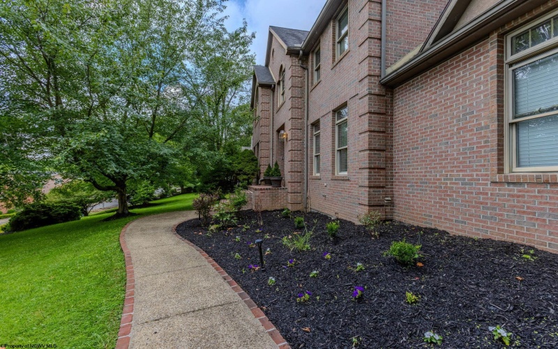 4134 Cove Point Drive, Morgantown, West Virginia 26508, 4 Bedrooms Bedrooms, 10 Rooms Rooms,3 BathroomsBathrooms,Single Family Detached,For Sale,Cove Point,10160021