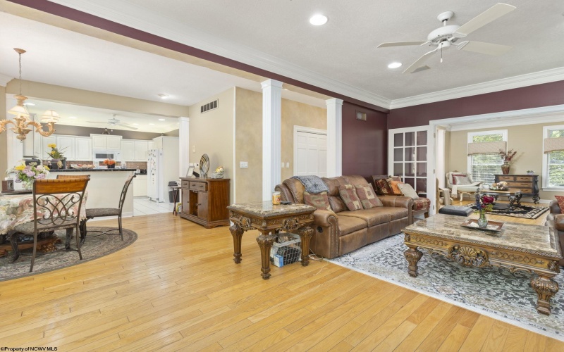 4134 Cove Point Drive, Morgantown, West Virginia 26508, 4 Bedrooms Bedrooms, 10 Rooms Rooms,3 BathroomsBathrooms,Single Family Detached,For Sale,Cove Point,10160021