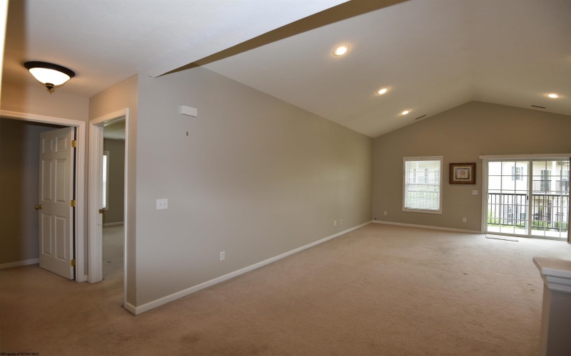 41 Greentree Drive, Shinnston, West Virginia 26431, 2 Bedrooms Bedrooms, 5 Rooms Rooms,2 BathroomsBathrooms,Residential Rentals,For Rent,Greentree,10160255