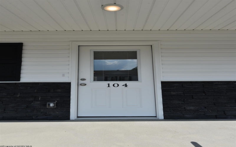 41 Greentree Drive, Shinnston, West Virginia 26431, 2 Bedrooms Bedrooms, 5 Rooms Rooms,2 BathroomsBathrooms,Residential Rentals,For Rent,Greentree,10160255
