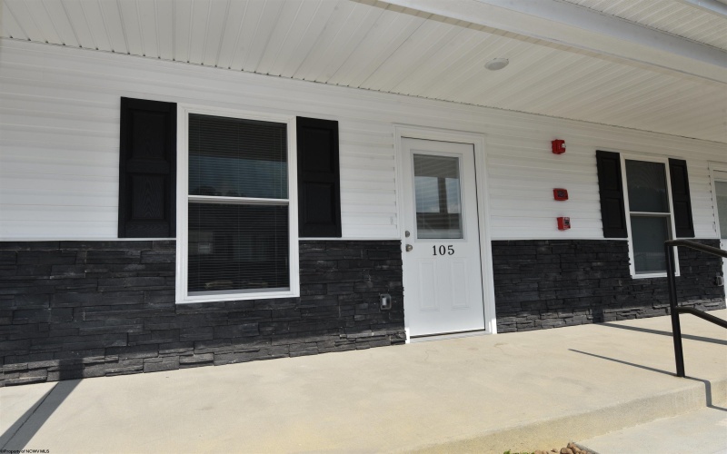 41 Greentree Drive, Shinnston, West Virginia 26431, 2 Bedrooms Bedrooms, 5 Rooms Rooms,2 BathroomsBathrooms,Residential Rentals,For Rent,Greentree,10160255
