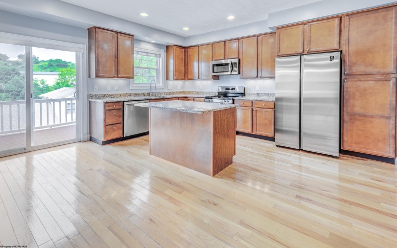4 Turnstone Drive, Morgantown, West Virginia 26505, 3 Bedrooms Bedrooms, 7 Rooms Rooms,2 BathroomsBathrooms,Single Family Attached,For Sale,Turnstone,10160261