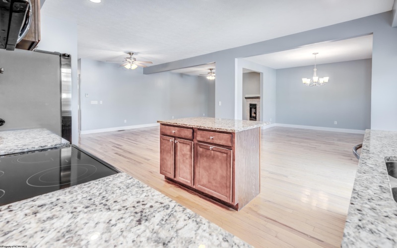 4 Turnstone Drive, Morgantown, West Virginia 26505, 3 Bedrooms Bedrooms, 7 Rooms Rooms,2 BathroomsBathrooms,Single Family Attached,For Sale,Turnstone,10160261