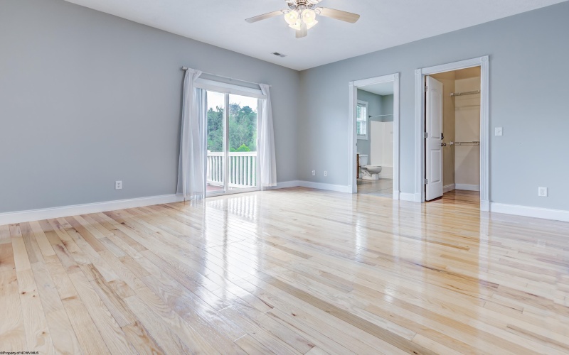 4 Turnstone Drive, Morgantown, West Virginia 26505, 3 Bedrooms Bedrooms, 7 Rooms Rooms,2 BathroomsBathrooms,Single Family Attached,For Sale,Turnstone,10160261