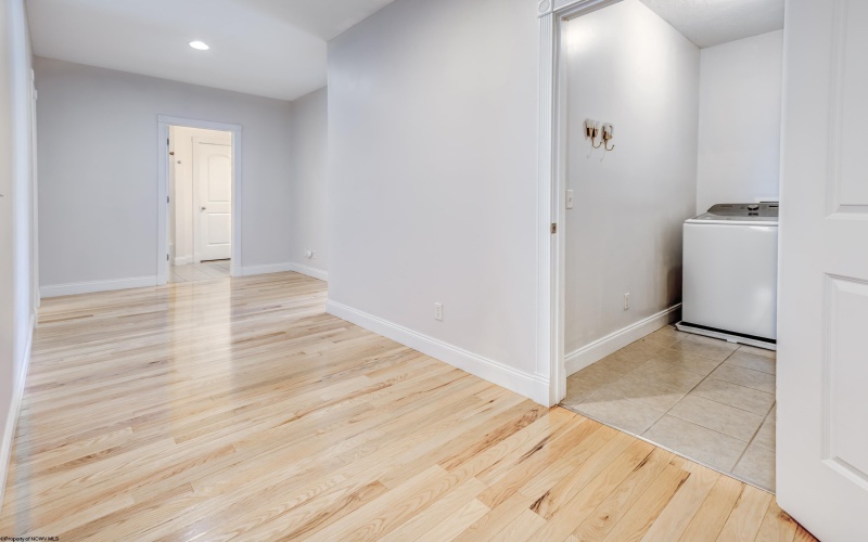 4 Turnstone Drive, Morgantown, West Virginia 26505, 3 Bedrooms Bedrooms, 7 Rooms Rooms,2 BathroomsBathrooms,Single Family Attached,For Sale,Turnstone,10160261
