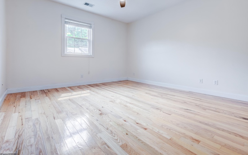 4 Turnstone Drive, Morgantown, West Virginia 26505, 3 Bedrooms Bedrooms, 7 Rooms Rooms,2 BathroomsBathrooms,Single Family Attached,For Sale,Turnstone,10160261