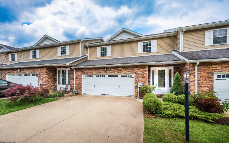 4 Turnstone Drive, Morgantown, West Virginia 26505, 3 Bedrooms Bedrooms, 7 Rooms Rooms,2 BathroomsBathrooms,Single Family Attached,For Sale,Turnstone,10160261