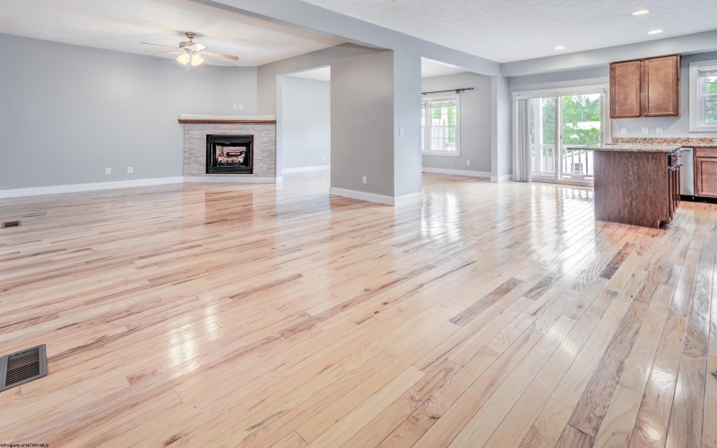 4 Turnstone Drive, Morgantown, West Virginia 26505, 3 Bedrooms Bedrooms, 7 Rooms Rooms,2 BathroomsBathrooms,Single Family Attached,For Sale,Turnstone,10160261