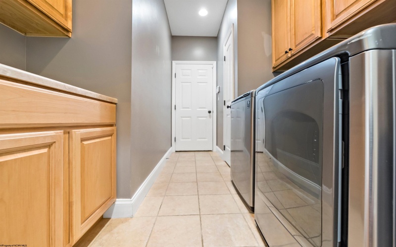 1 French Quarters Drive, Morgantown, West Virginia 26505, 4 Bedrooms Bedrooms, 10 Rooms Rooms,3 BathroomsBathrooms,Single Family Detached,For Sale,French Quarters,10160262