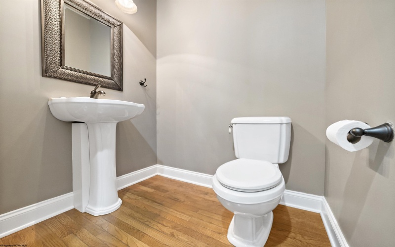 1 French Quarters Drive, Morgantown, West Virginia 26505, 4 Bedrooms Bedrooms, 10 Rooms Rooms,3 BathroomsBathrooms,Single Family Detached,For Sale,French Quarters,10160262