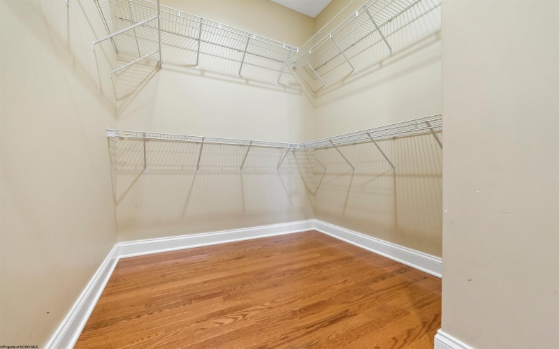 1 French Quarters Drive, Morgantown, West Virginia 26505, 4 Bedrooms Bedrooms, 10 Rooms Rooms,3 BathroomsBathrooms,Single Family Detached,For Sale,French Quarters,10160262