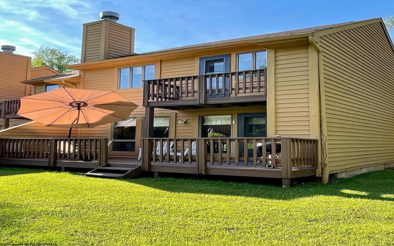 52 Deerfield Village, Davis, West Virginia 26260, 3 Bedrooms Bedrooms, 5 Rooms Rooms,2 BathroomsBathrooms,Single Family Attached,For Sale,Deerfield,10160265