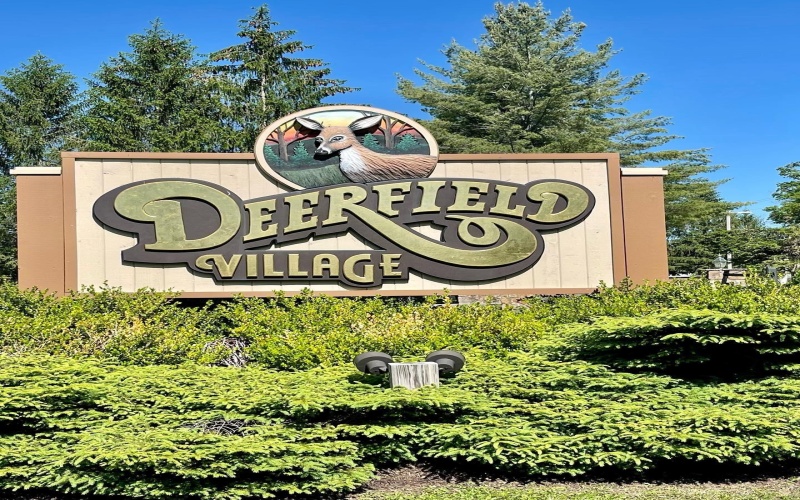 52 Deerfield Village, Davis, West Virginia 26260, 3 Bedrooms Bedrooms, 5 Rooms Rooms,2 BathroomsBathrooms,Single Family Attached,For Sale,Deerfield,10160265