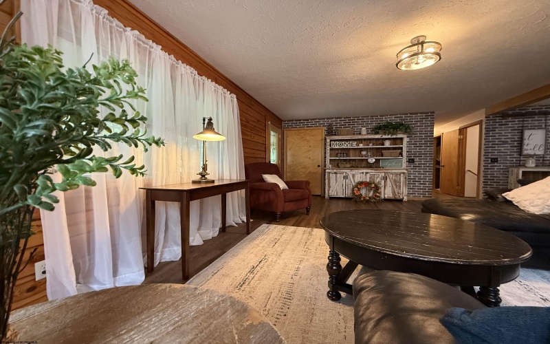 203 Bluebird Drive, Terra Alta, West Virginia 26764, 3 Bedrooms Bedrooms, 8 Rooms Rooms,2 BathroomsBathrooms,Single Family Detached,For Sale,Bluebird,10160263