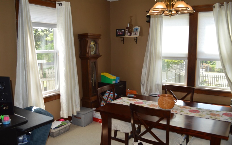 716 Elysian Avenue, Morgantown, West Virginia 26501, 3 Bedrooms Bedrooms, 6 Rooms Rooms,1 BathroomBathrooms,Single Family Detached,For Sale,Elysian,10160287