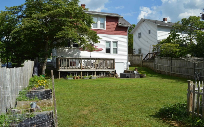716 Elysian Avenue, Morgantown, West Virginia 26501, 3 Bedrooms Bedrooms, 6 Rooms Rooms,1 BathroomBathrooms,Single Family Detached,For Sale,Elysian,10160287