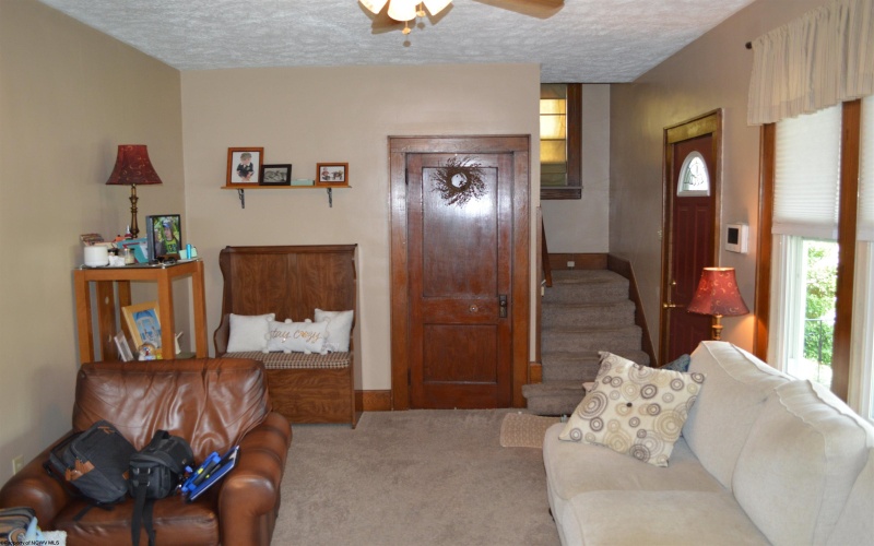 716 Elysian Avenue, Morgantown, West Virginia 26501, 3 Bedrooms Bedrooms, 6 Rooms Rooms,1 BathroomBathrooms,Single Family Detached,For Sale,Elysian,10160287