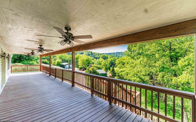 479 Bell Run Road, Spraggs, Pennsylvania 15362, 4 Bedrooms Bedrooms, 8 Rooms Rooms,3 BathroomsBathrooms,Single Family Detached,For Sale,Bell Run,10160286