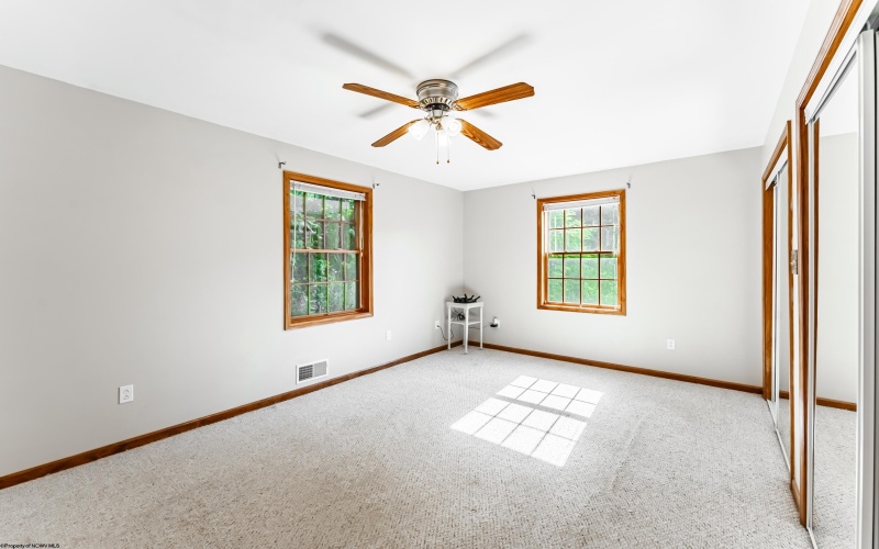 479 Bell Run Road, Spraggs, Pennsylvania 15362, 4 Bedrooms Bedrooms, 8 Rooms Rooms,3 BathroomsBathrooms,Single Family Detached,For Sale,Bell Run,10160286