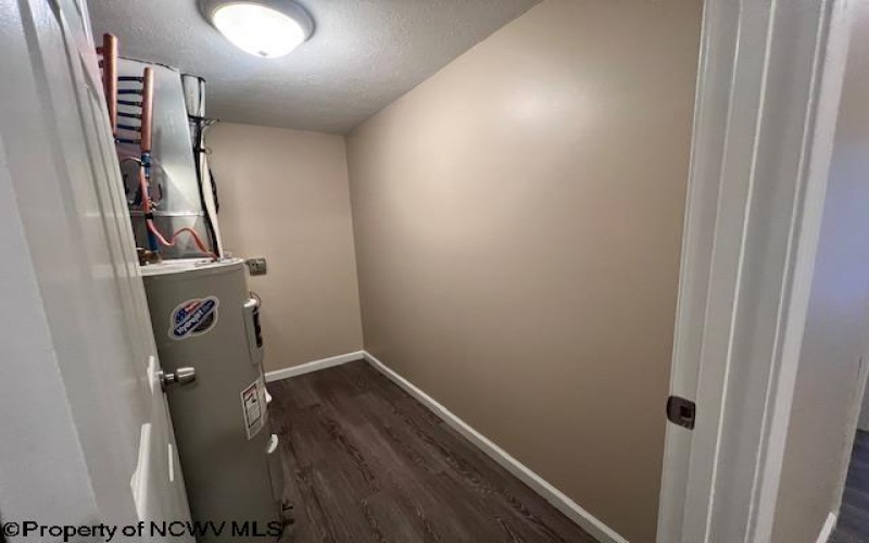 421 Marlowe Circle, Morgantown, West Virginia 26505, 1 Bedroom Bedrooms, 2 Rooms Rooms,2 BathroomsBathrooms,Residential Rentals,For Rent,Marlowe,10160274