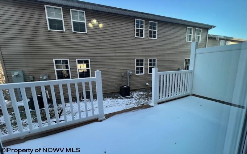 421 Marlowe Circle, Morgantown, West Virginia 26505, 1 Bedroom Bedrooms, 2 Rooms Rooms,2 BathroomsBathrooms,Residential Rentals,For Rent,Marlowe,10160274