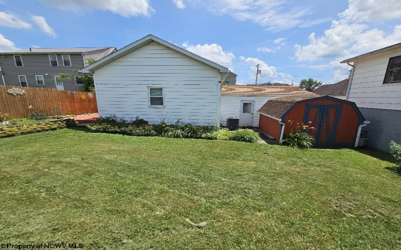 1108 14th Street, Clarksburg, West Virginia 26301, 2 Bedrooms Bedrooms, 6 Rooms Rooms,1 BathroomBathrooms,Single Family Detached,For Sale,14th,10160284