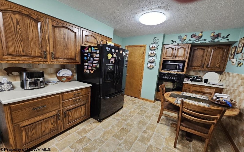 1108 14th Street, Clarksburg, West Virginia 26301, 2 Bedrooms Bedrooms, 6 Rooms Rooms,1 BathroomBathrooms,Single Family Detached,For Sale,14th,10160284