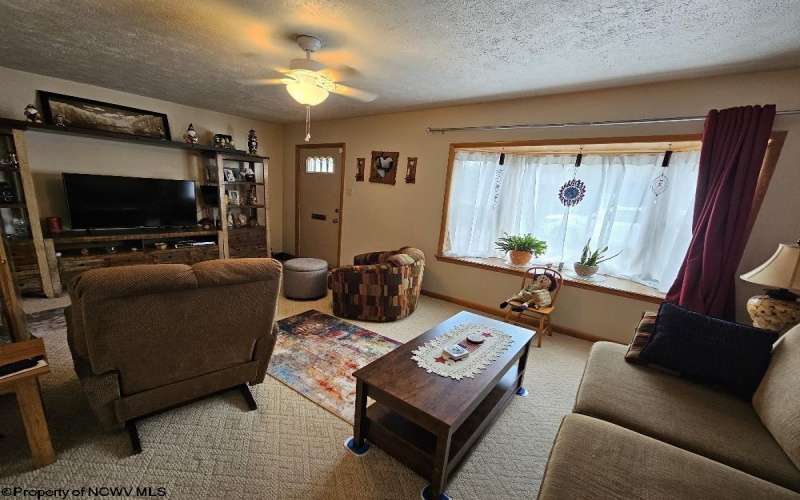 1108 14th Street, Clarksburg, West Virginia 26301, 2 Bedrooms Bedrooms, 6 Rooms Rooms,1 BathroomBathrooms,Single Family Detached,For Sale,14th,10160284