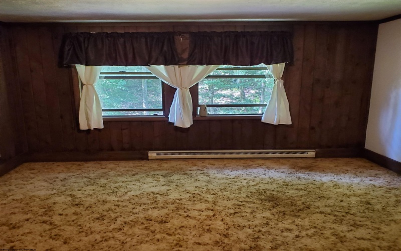 4271 Cravens Run Road, Elkins, West Virginia 26241, 3 Bedrooms Bedrooms, 6 Rooms Rooms,3 BathroomsBathrooms,Single Family Detached,For Sale,Cravens Run,10160280