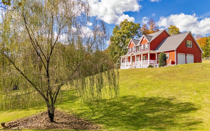 1 Mountain Vista Drive, Morgantown, West Virginia 26508, 4 Bedrooms Bedrooms, 14 Rooms Rooms,3 BathroomsBathrooms,Single Family Detached,For Sale,Mountain Vista,10160268