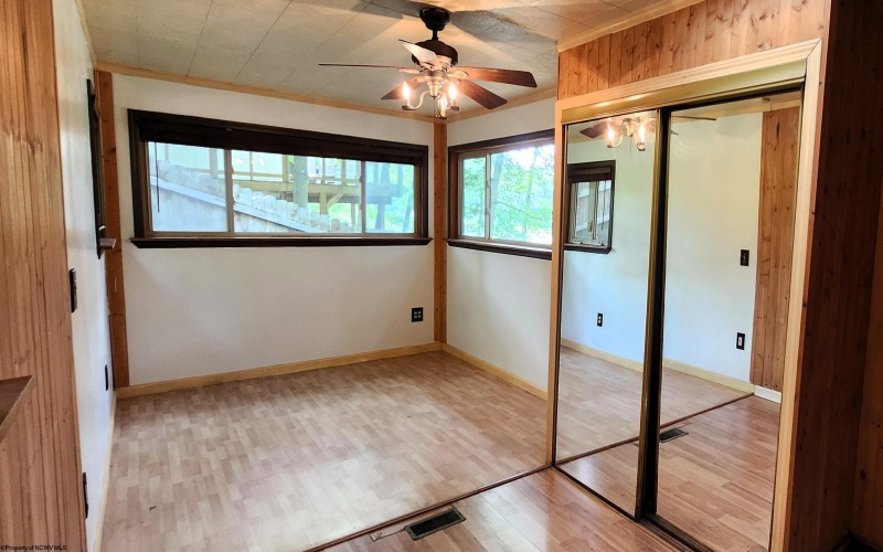 254 Wildwood Lake, Morgantown, West Virginia 26508, 2 Bedrooms Bedrooms, 5 Rooms Rooms,1 BathroomBathrooms,Single Family Detached,For Sale,Wildwood,10160276
