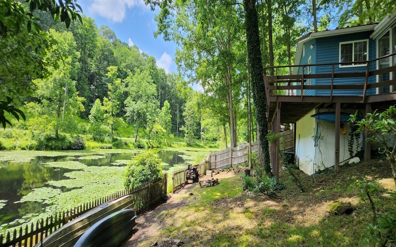 254 Wildwood Lake, Morgantown, West Virginia 26508, 2 Bedrooms Bedrooms, 5 Rooms Rooms,1 BathroomBathrooms,Single Family Detached,For Sale,Wildwood,10160276