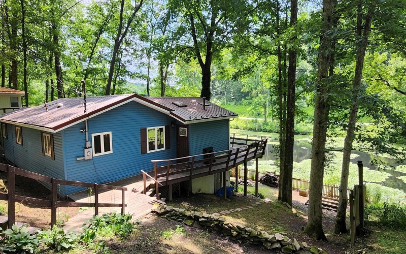 254 Wildwood Lake, Morgantown, West Virginia 26508, 2 Bedrooms Bedrooms, 5 Rooms Rooms,1 BathroomBathrooms,Single Family Detached,For Sale,Wildwood,10160276