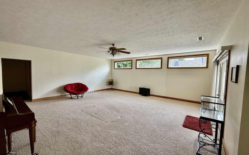 509 Maryland Avenue, Nutter Fort, West Virginia 26301, 2 Bedrooms Bedrooms, 10 Rooms Rooms,2 BathroomsBathrooms,Single Family Detached,For Sale,Maryland,10160273