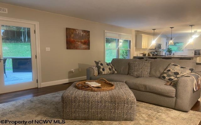 29 Hickory Ridge Road, Morgantown, West Virginia 26508-0941, 4 Bedrooms Bedrooms, 10 Rooms Rooms,2 BathroomsBathrooms,Single Family Detached,For Sale,Hickory Ridge,10160288