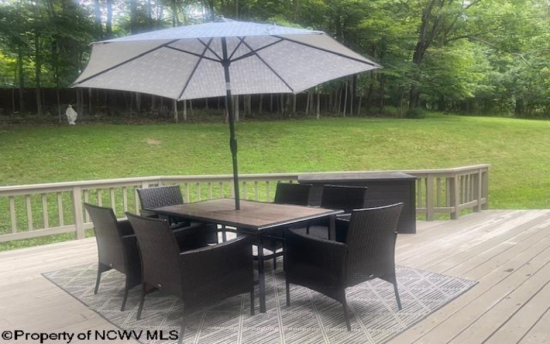 29 Hickory Ridge Road, Morgantown, West Virginia 26508-0941, 4 Bedrooms Bedrooms, 10 Rooms Rooms,2 BathroomsBathrooms,Single Family Detached,For Sale,Hickory Ridge,10160288
