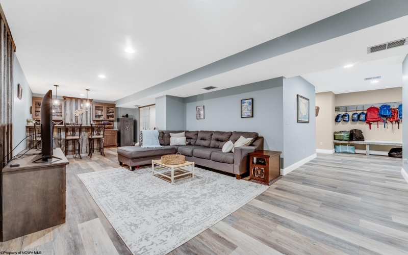 29 Hickory Ridge Road, Morgantown, West Virginia 26508-0941, 4 Bedrooms Bedrooms, 10 Rooms Rooms,2 BathroomsBathrooms,Single Family Detached,For Sale,Hickory Ridge,10160288