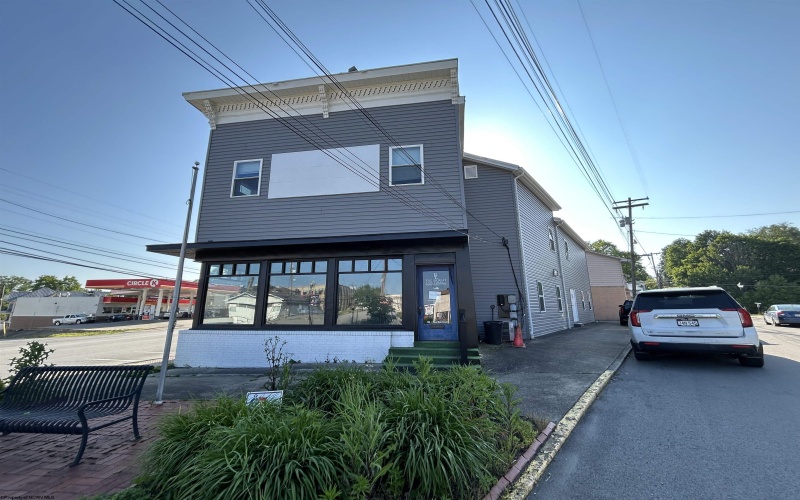 200 Main Street, Kingwood, West Virginia 26537, ,Commercial/industrial,For Sale,Main,10160289
