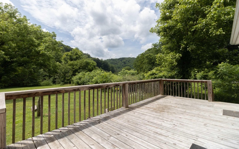 302 Skelton Run Road, Salem, West Virginia 26426, 3 Bedrooms Bedrooms, 7 Rooms Rooms,2 BathroomsBathrooms,Single Family Detached,For Sale,Skelton Run,10160305