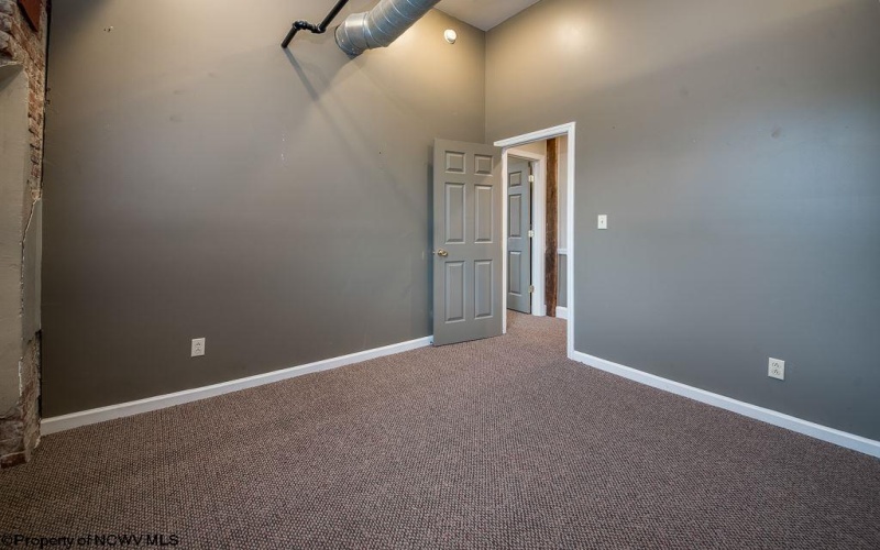 10 Pietro Street, Morgantown, West Virginia 26501, 2 Bedrooms Bedrooms, 4 Rooms Rooms,1 BathroomBathrooms,Residential Rentals,For Rent,Pietro,10160306