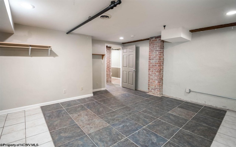 10 Pietro Street, Morgantown, West Virginia 26501, 3 Bedrooms Bedrooms, 4 Rooms Rooms,1 BathroomBathrooms,Residential Rentals,For Rent,Pietro,10160307