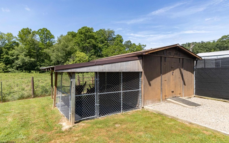 8 Fowler Road, Jane Lew, West Virginia 26378, 5 Bedrooms Bedrooms, 8 Rooms Rooms,2 BathroomsBathrooms,Single Family Detached,For Sale,Fowler,10160304