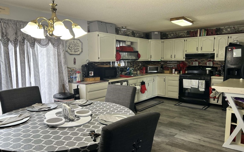 149 Kerry Way, Lost Creek, West Virginia 26385, 3 Bedrooms Bedrooms, 6 Rooms Rooms,2 BathroomsBathrooms,Single Family Detached,For Sale,Kerry,10160302